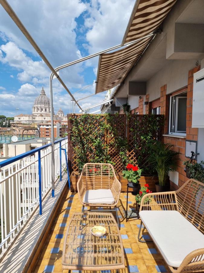 Le Terrazze Del Duca San Pietro Guesthouse Rom Exteriör bild